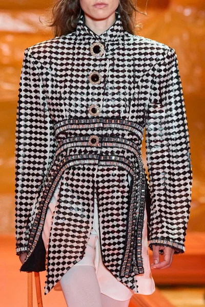 Look 110